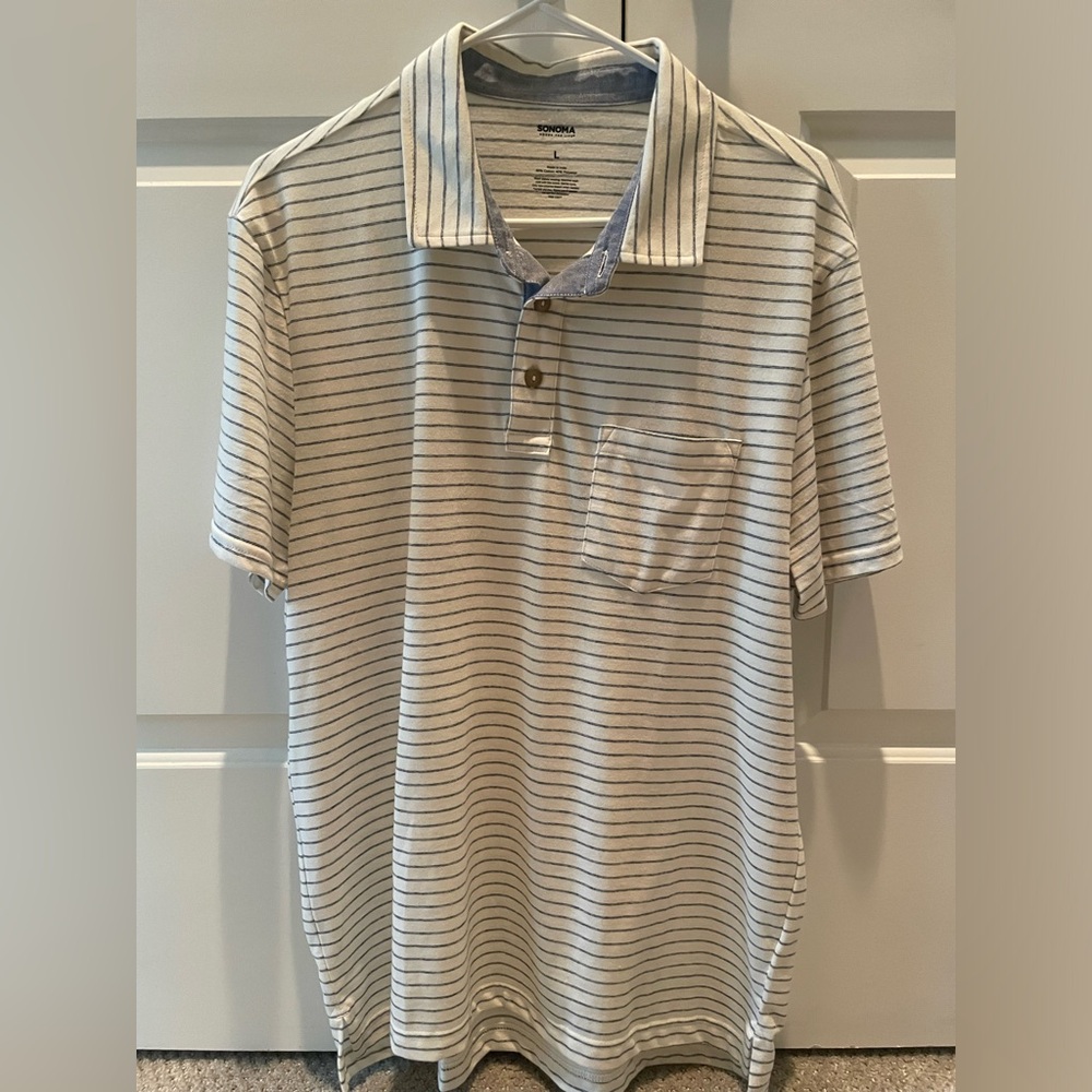 Button up Men’s shirt